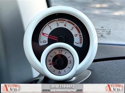 2016 Smart fortwo Passion - Photo 13 - Sherman Oaks, CA 91403-1701