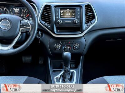 2015 Jeep Cherokee Sport   - Photo 12 - Sherman Oaks, CA 91403-1701