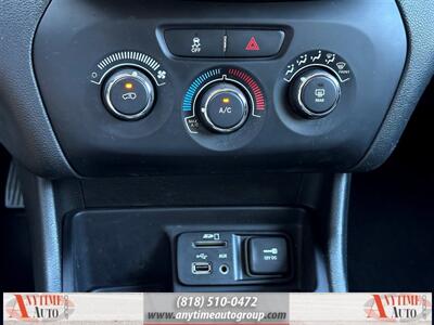 2015 Jeep Cherokee Sport   - Photo 17 - Sherman Oaks, CA 91403-1701
