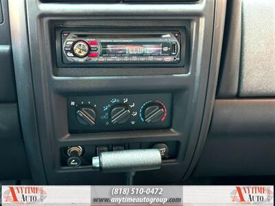 2000 Jeep Cherokee Classic  4x4 - Photo 18 - Sherman Oaks, CA 91403-1701