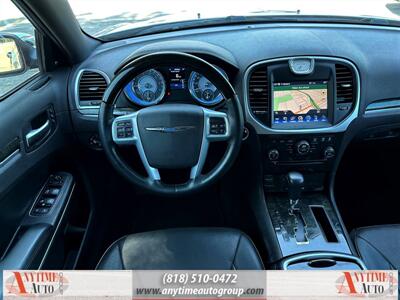 2014 Chrysler 300C   - Photo 11 - Sherman Oaks, CA 91403-1701
