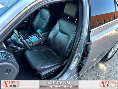 2014 Chrysler 300C   - Photo 14 - Sherman Oaks, CA 91403-1701