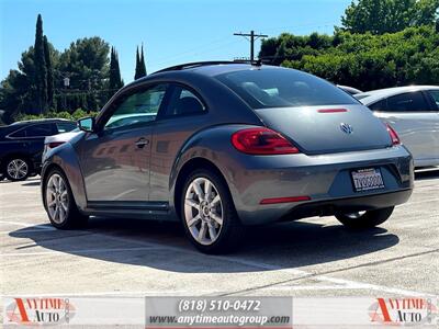 2013 Volkswagen Beetle-Classic 2.5L   - Photo 5 - Sherman Oaks, CA 91403-1701