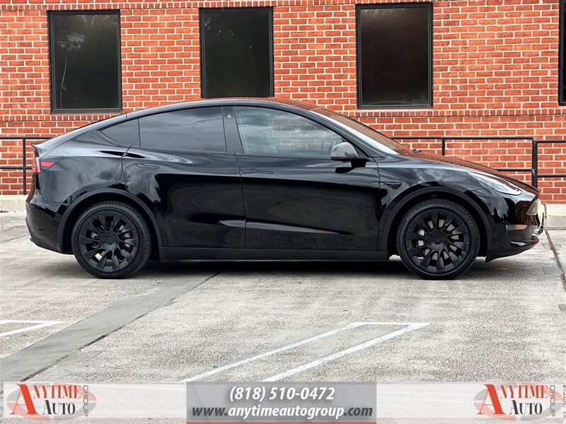 2021 Tesla Model Y Long Range - Photo 8 - Sherman Oaks, CA 91403-1701