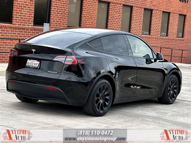 2021 Tesla Model Y Long Range - Photo 7 - Sherman Oaks, CA 91403-1701