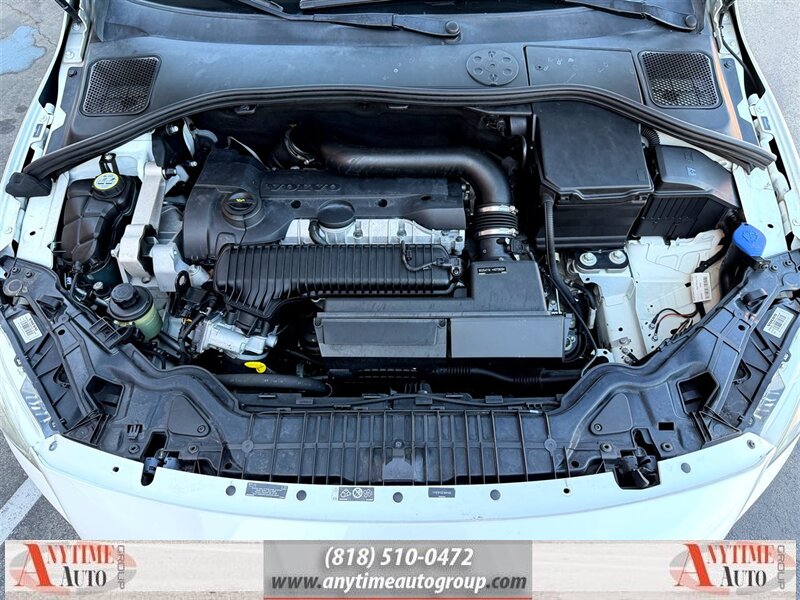2014 Volvo S60 T5 - Photo 23 - Sherman Oaks, CA 91403-1701