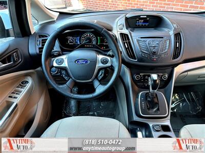 2015 Ford C-MAX Hybrid SE   - Photo 12 - Sherman Oaks, CA 91403-1701