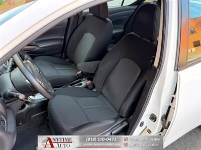 2019 Nissan Versa 1.6 SV   - Photo 14 - Sherman Oaks, CA 91403-1701