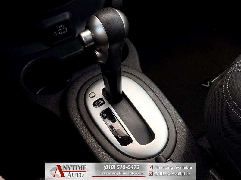 2019 Nissan Versa 1.6 SV   - Photo 20 - Sherman Oaks, CA 91403-1701