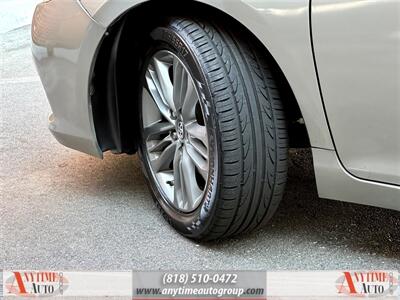 2017 Toyota Camry SE   - Photo 25 - Sherman Oaks, CA 91403-1701