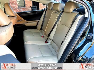 2020 Lexus ES 350  * BY APPOINTMENT ONLY * - Photo 25 - Sherman Oaks, CA 91403-1701