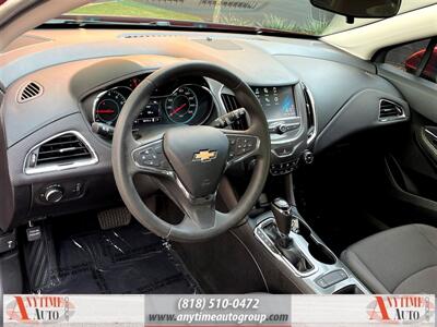 2018 Chevrolet Cruze LT  Hatchback - Photo 15 - Sherman Oaks, CA 91403-1701