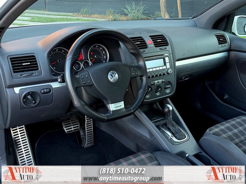 2008 Volkswagen GTI - Photo 11 - Sherman Oaks, CA 91403-1701