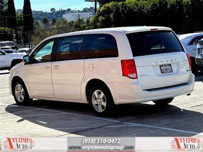 2013 Dodge Grand Caravan SXT   - Photo 4 - Sherman Oaks, CA 91403-1701