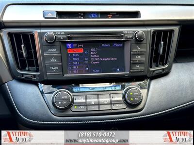 2013 Toyota RAV4 XLE   - Photo 14 - Sherman Oaks, CA 91403-1701