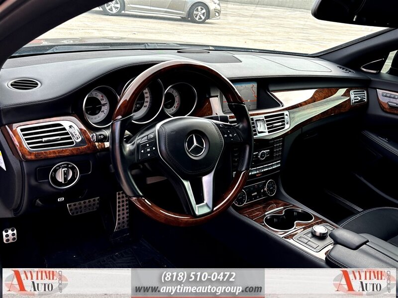 2013 Mercedes-Benz CLS-Class CLS550 4MATIC photo