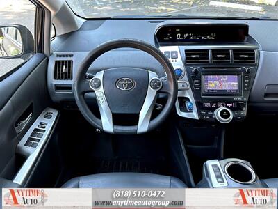 2012 Toyota Prius v Five   - Photo 11 - Sherman Oaks, CA 91403-1701