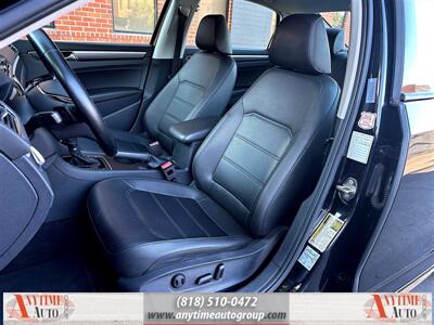 2018 Volkswagen Passat 2.0T R-Line   - Photo 14 - Sherman Oaks, CA 91403-1701