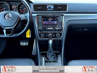 2018 Volkswagen Passat 2.0T R-Line   - Photo 12 - Sherman Oaks, CA 91403-1701