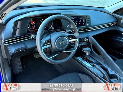 2022 Hyundai ELANTRA SEL   - Photo 13 - Sherman Oaks, CA 91403-1701