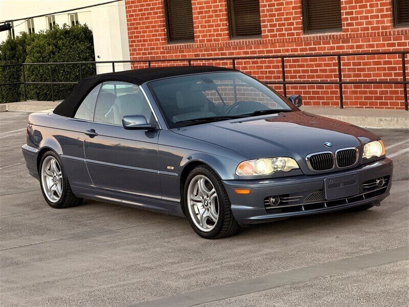 2002 BMW 330Ci - Photo 10 - Sherman Oaks, CA 91403-1701