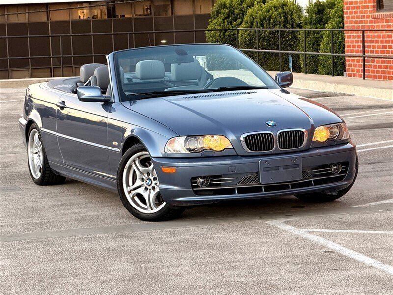 2002 BMW 330Ci  