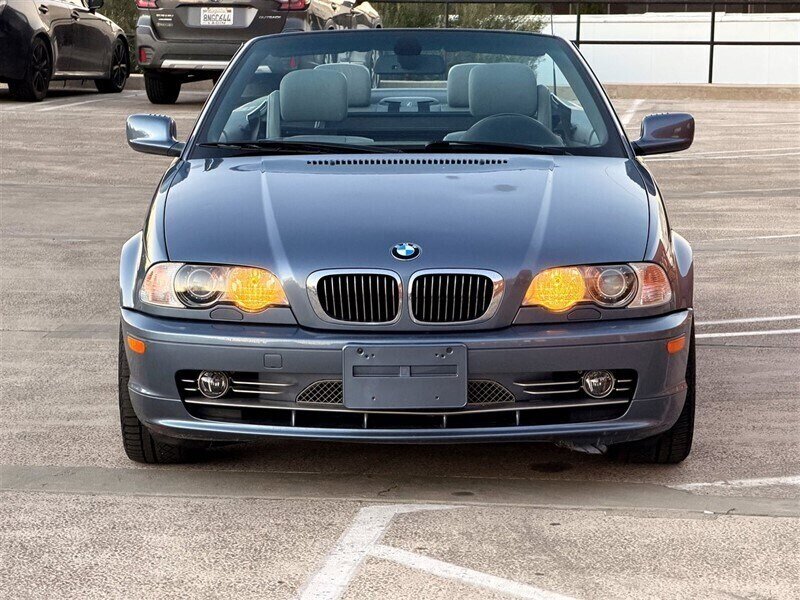 2002 BMW 330Ci  