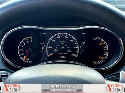 2014 Jeep Grand Cherokee Limited   - Photo 16 - Sherman Oaks, CA 91403-1701