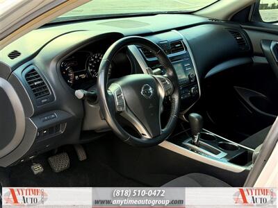 2013 Nissan Altima 3.5 SV   - Photo 14 - Sherman Oaks, CA 91403-1701