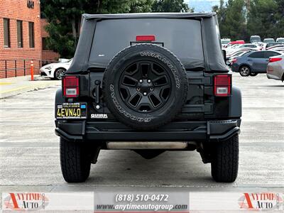 2013 Jeep Wrangler Unlimited Sahara  4x4 - Photo 7 - Sherman Oaks, CA 91403-1701