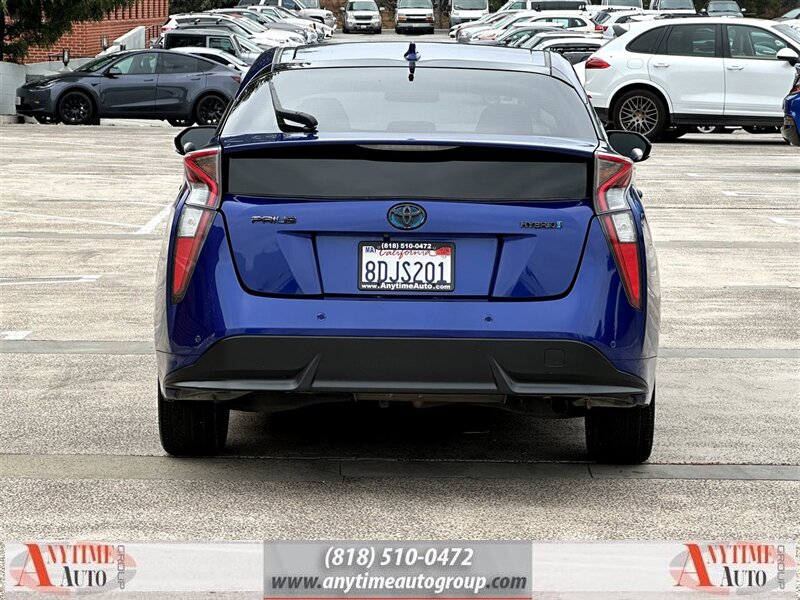 2018 Toyota Prius Three Touring - Photo 6 - Sherman Oaks, CA 91403-1701