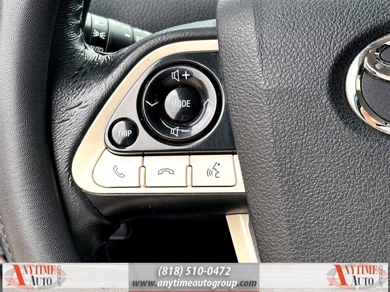 2018 Toyota Prius Three Touring - Photo 22 - Sherman Oaks, CA 91403-1701