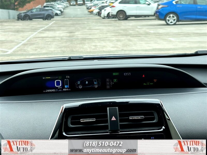 2018 Toyota Prius Three Touring - Photo 15 - Sherman Oaks, CA 91403-1701