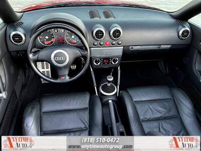2001 Audi TT Base quattro   - Photo 11 - Sherman Oaks, CA 91403-1701