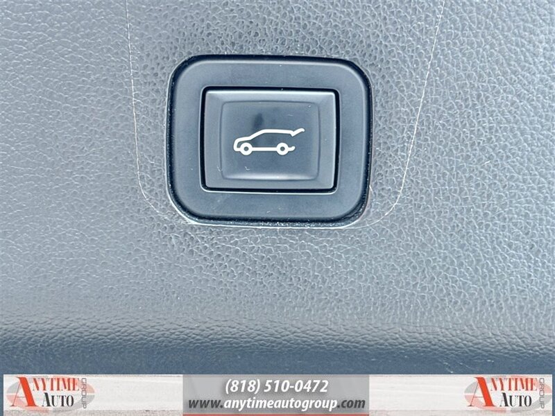 2019 Chevrolet Traverse 3LT - Photo 24 - Sherman Oaks, CA 91403-1701