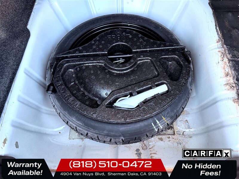 2017 Ford Fiesta SE   - Photo 23 - Sherman Oaks, CA 91403-1701