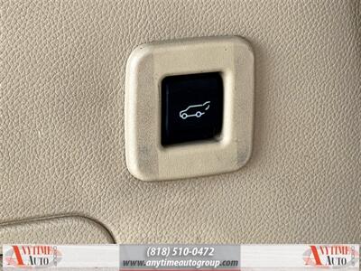 2016 Ford Expedition Limited   - Photo 24 - Sherman Oaks, CA 91403-1701