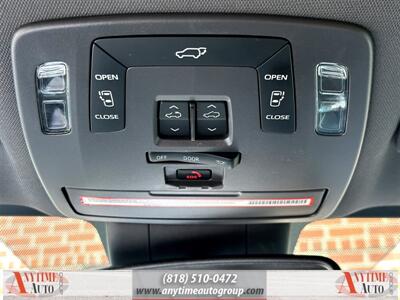 2021 Toyota Sienna XLE   - Photo 29 - Sherman Oaks, CA 91403-1701
