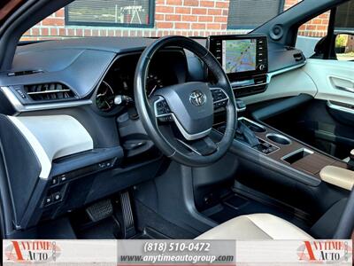 2021 Toyota Sienna XLE   - Photo 13 - Sherman Oaks, CA 91403-1701