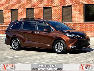 2021 Toyota Sienna XLE   - Photo 8 - Sherman Oaks, CA 91403-1701