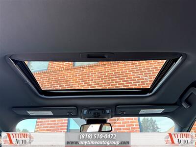 2021 Toyota Sienna XLE   - Photo 12 - Sherman Oaks, CA 91403-1701