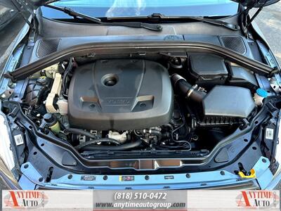 2017 Volvo XC60 T5 Dynamic   - Photo 23 - Sherman Oaks, CA 91403-1701
