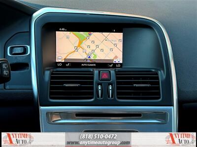 2017 Volvo XC60 T5 Dynamic   - Photo 14 - Sherman Oaks, CA 91403-1701