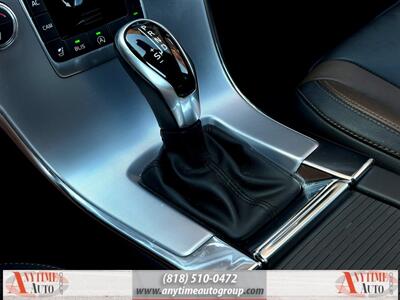 2017 Volvo XC60 T5 Dynamic   - Photo 17 - Sherman Oaks, CA 91403-1701