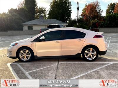 2014 Chevrolet Volt   - Photo 5 - Sherman Oaks, CA 91403-1701