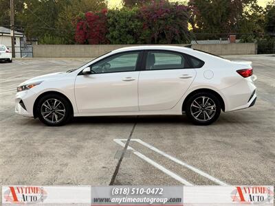 2023 Kia Forte LXS   - Photo 4 - Sherman Oaks, CA 91403-1701