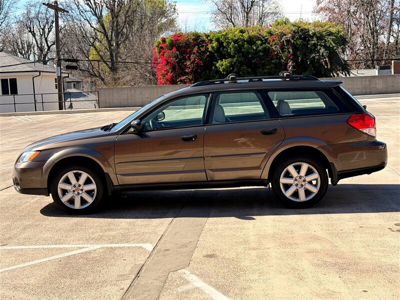 2008 Subaru Outback 2.5i   - Photo 4 - Sherman Oaks, CA 91403-1701