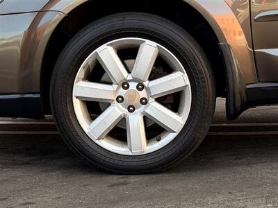 2008 Subaru Outback 2.5i   - Photo 24 - Sherman Oaks, CA 91403-1701