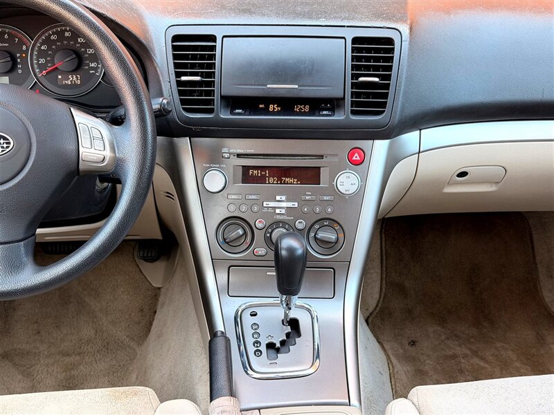 2008 Subaru Outback 2.5i   - Photo 12 - Sherman Oaks, CA 91403-1701
