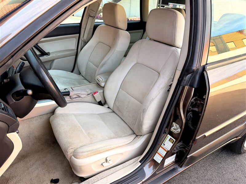 2008 Subaru Outback 2.5i   - Photo 14 - Sherman Oaks, CA 91403-1701